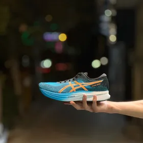 کتانی روزمره Asics