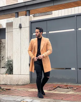پالتو اور یقه بلیزر