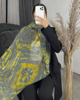 شال طرح‌دار نخی