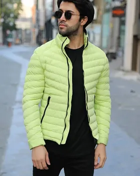 کاپشن کلاه‌دار