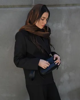 کفش سگک طلایی