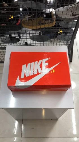 کتانی Nike SB