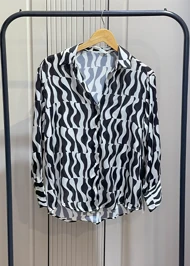 شومیز طرحدار سیاه سفید