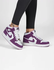 کفش روزانه زنانه نایکی Air Jordan 1 Retro Og W