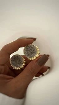 گوشواره سکه‌ای با دایره طلایی