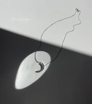 گردنبند ماه