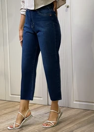 شلوار جین راسته لیزری