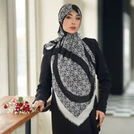 روسری نخی طرحدار (قواره 140) 30160