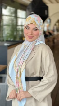روسری طرح‌دار