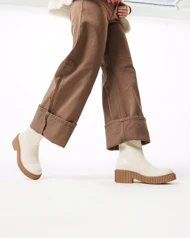 نیم بوت زنانه استرادیواریوس مدل BTCr96