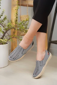 کفش طبی زنانه حجاج