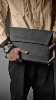 کیف کوتاه با چرم طبیعی