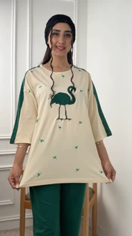 تی‌شرت و شلوار نخ و پنبه
