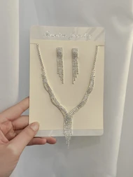 نیمست تمام نگین