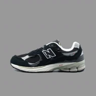 نیوبالانس 2002r پروتکشن پک مشکی طوسی New Balance 2002r Protection Pack Black Grey