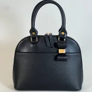 آلما مشکی