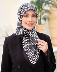 روسری کاریان ابرریشم کجراه (سایز 90) 30108