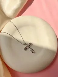 گردنبند نگین‌دار صلیب
