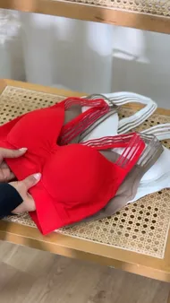 نیم‌تنه گنی کاپ‌دار