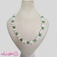 گردنبند زنانه دستساز مدل مروارید دفرمه و سنگ سبز رنگ کد 450