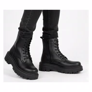 بوت لژدار برشکا