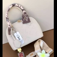 کیف حلالی لویی ویتنون Lv