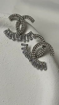 گوشواره جواهری شنل
