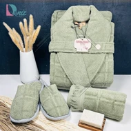 حوله ست یک نفره سه تکه مارتا رنگ زیتونی