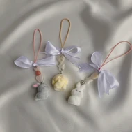 فون چارم خرگوش کیوت با سنگ طبیعی🐰✨