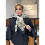 روسری طرح دار کوتاه زنانه