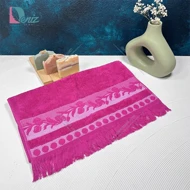 حوله دستی بزرگ توسان رنگ سرخابی