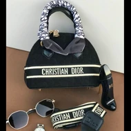 کیف Dior شال دار وارداتی کد 200