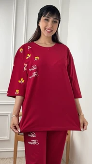 تی‌شرت و شلوار نخ و پنبه