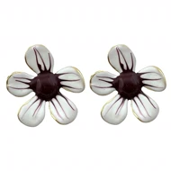 گوشواره زنانه مدل مارلیا طرح گل مینیمال با گلبرگ‌های سفید