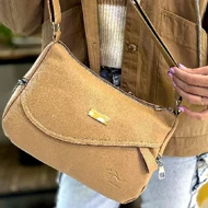 کیف زنانه دوشی برند کانگورو