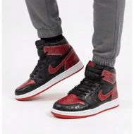 کتانی ساق‌دار کاستوم مشکی قرمز