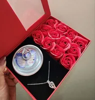 پک صدف پرورشی و گردنبند
