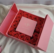 باکس گل رز جاودان معطر جواهری