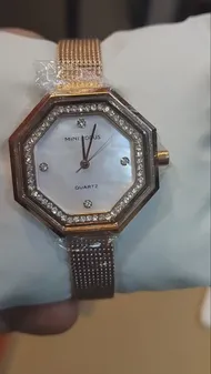 ساعت مینی فوکوس