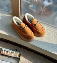 ugg gucci عسلی