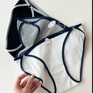 شورت زنانه کبریتی اروپایی مدل حلقه دار Ap300