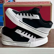 ونس مدل chukka