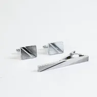 ست دکمه و گیره