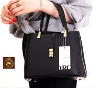 کیف دستی زنانه جلو قفل دار