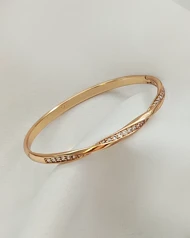 دستبند النگویی نگین‌دار موج ژوپینگ