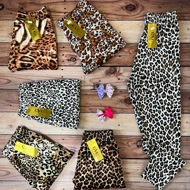 شلوار زنانه مخمل پلنگی جی وی سی