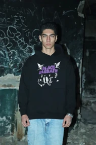 هودی مشکی اسپرت طرح Black Sabbath 3 - فواصل