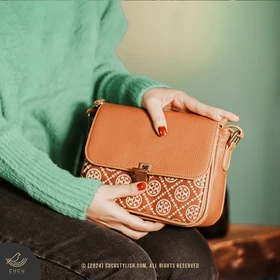 کیف زنانه دوشی بهار