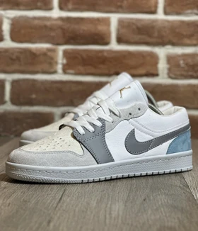 کتانی نایک اس بی sb سفید طوسی