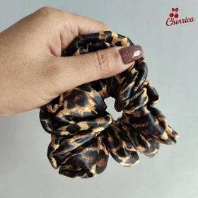 کش اسکرانچی ساتن سایز بزرگ طرح پلنگی کد 9